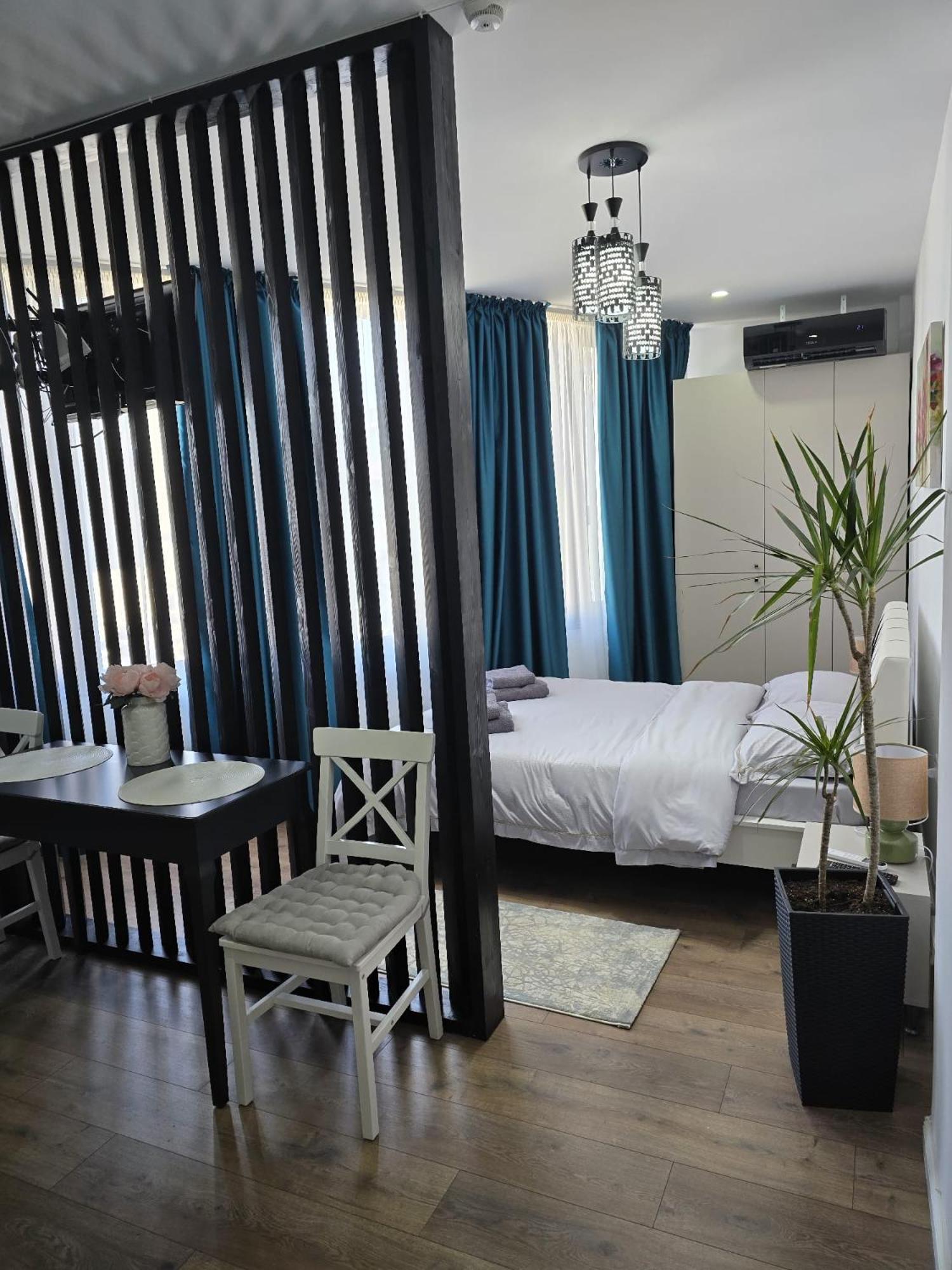 Uve Residence & Spa Piatra Neamţ Esterno foto